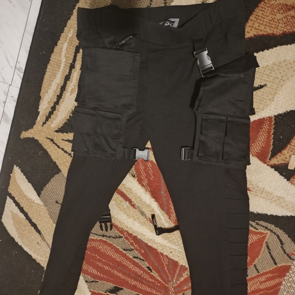 K chemical Dark Apparel matters Teach Ware cargo leggings size XL - Picture 2 of 4